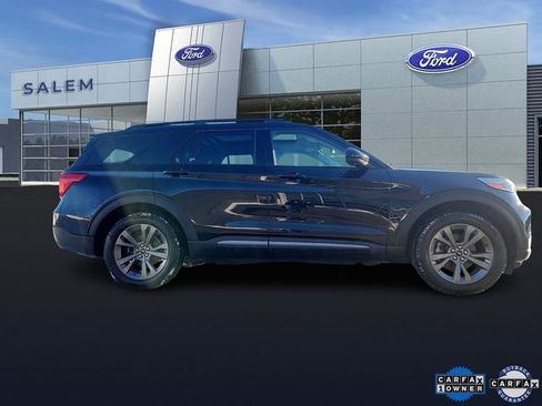 Certified 2022 Ford Explorer XLT w/ Equipment Group 202A image 2
