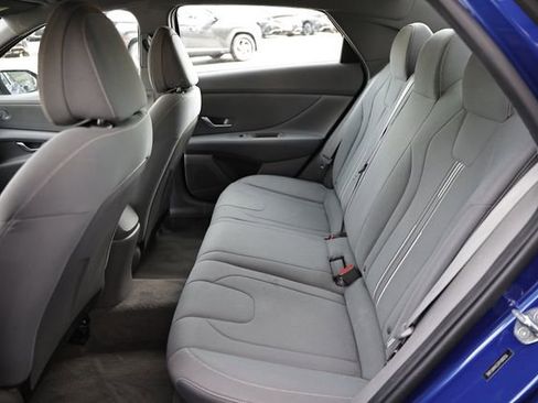 Used 2023 Hyundai Elantra SEL FWD image 23