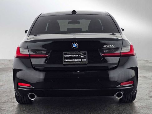 Used 2023 BMW 330i Sedan w/ Convenience Package RWD image 4