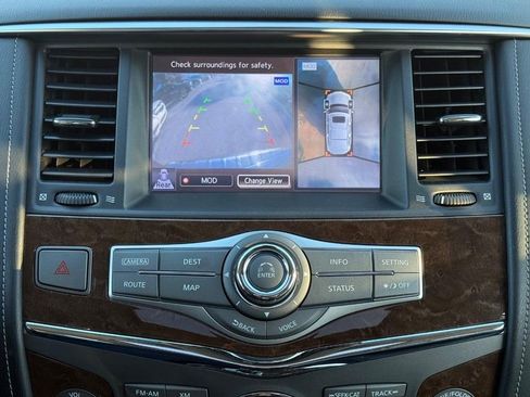 Used 2017 INFINITI QX80 Base w/ Driver Assistance Package image 21