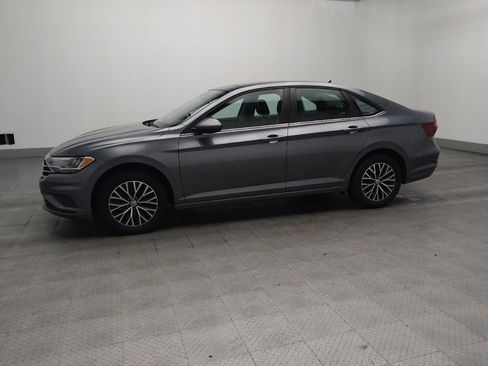 Used 2021 Volkswagen Jetta SE w/ SE Cold Weather Package FWD image 2