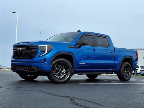 Used 2022 GMC Sierra 1500 Elevation image 2