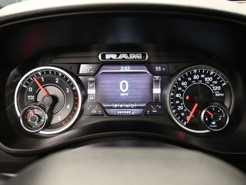 Used 2020 RAM 2500 Big Horn w/ Level 2 Equipment Group image 26