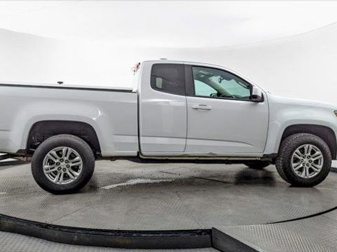 Used 2021 Chevrolet Colorado LT w/ Fleet Safety Package image 9