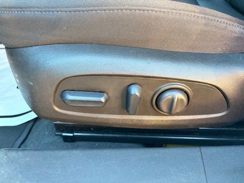 Used 2024 Chevrolet Malibu LT FWD image 20