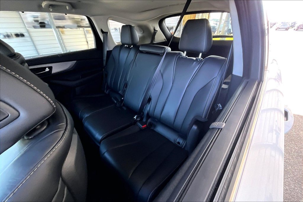 Certified 2026 Acura MDX w/ Technology Package FWD image 37