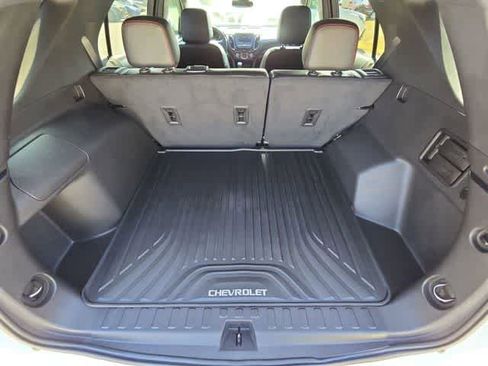 Used 2023 Chevrolet Equinox RS FWD image 33