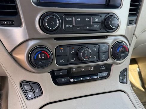 Used 2018 GMC Yukon XL Denali w/ Denali Ultimate Package AWD/4WD image 23