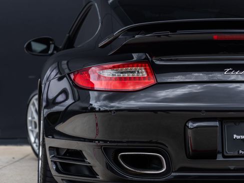 Used 2011 Porsche 911 Turbo S AWD/4WD image 17