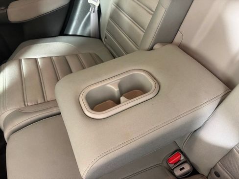 Used 2019 Honda CR-V EX image 13