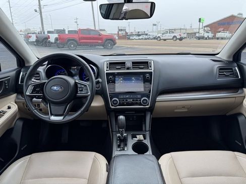 Used 2018 Subaru Outback 2.5i Limited image 7
