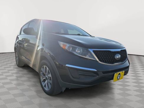Used 2015 Kia Sportage LX AWD/4WD image 3