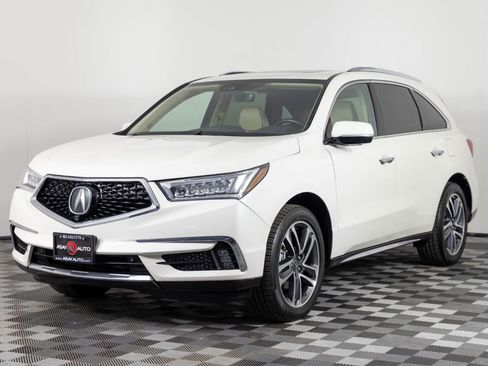 Used 2017 Acura MDX SH-AWD image 2
