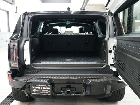 Used 2024 GMC Hummer EV 2X AWD/4WD image 39