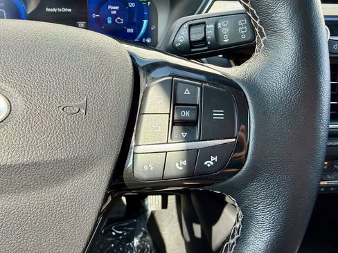 Used 2021 Ford Escape Titanium w/ Titanium Elite Package image 25