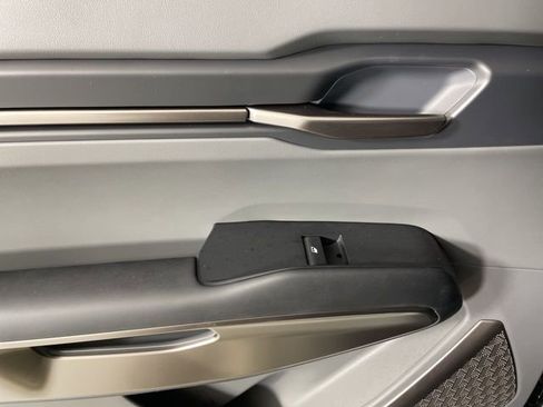 New 2026 Kia EV9 Wind image 36