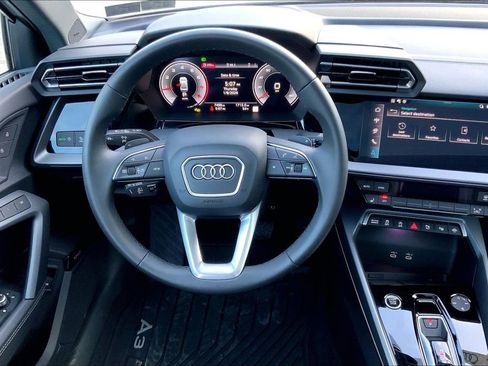 Used 2025 Audi A3 2.0T Premium Plus w/ Premium Plus Package image 5