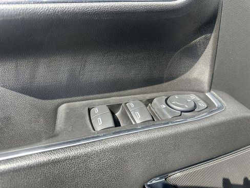 Used 2023 GMC Sierra 1500 SLE image 15