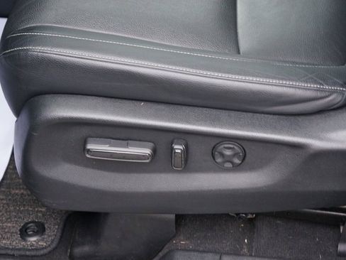 Certified 2024 Honda Odyssey EX-L image 17