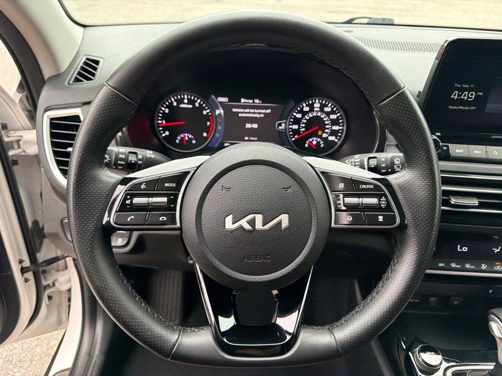 Certified 2023 Kia Seltos SX AWD/4WD image 16