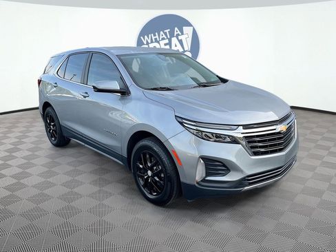 Used 2023 Chevrolet Equinox LT image 3