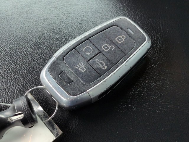 Used 2021 Dodge Challenger R/T Scat Pack RWD image 25