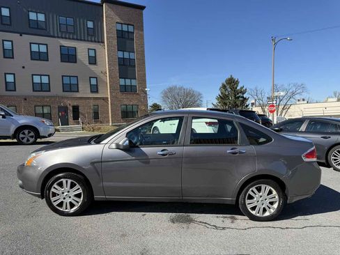 Used 2011 Ford Focus SEL w/ 301A Rapid Spec Order Code image 4
