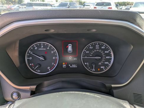 Used 2023 Subaru Ascent Premium w/ Convenience Package AWD/4WD image 35