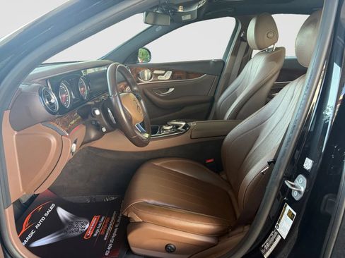 Used 2017 Mercedes-Benz E 300 4MATIC w/ Premium 1 Package image 12