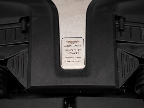 Used 2021 Aston Martin DBX AWD/4WD image 75