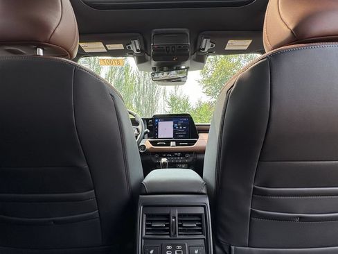 New 2026 Subaru Outback Touring AWD/4WD image 40