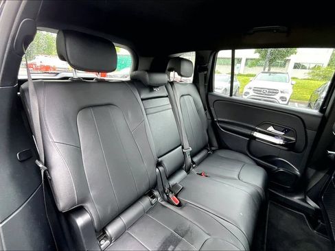 Certified 2022 Mercedes-Benz GLB 250 4MATIC image 29