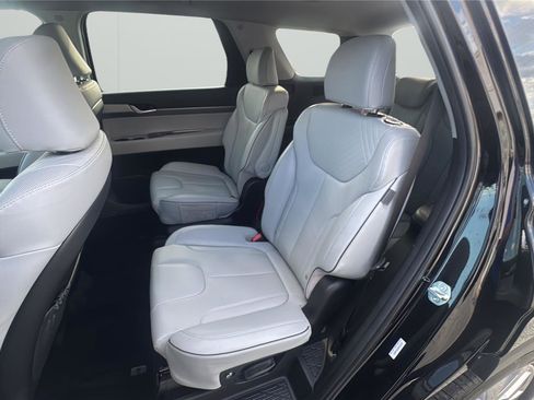 Used 2025 Hyundai Palisade SEL image 11