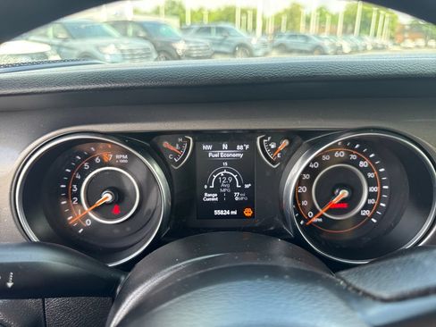 Used 2023 Jeep Gladiator Sport w/ Trailer Tow Package AWD/4WD image 30