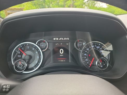 Used 2019 RAM 1500 Big Horn AWD/4WD image 22