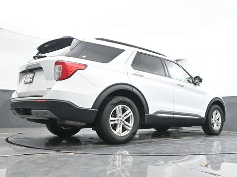 Used 2020 Ford Explorer XLT w/ Equipment Group 202A image 23