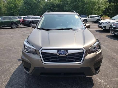 Used 2020 Subaru Forester Premium AWD/4WD image 5