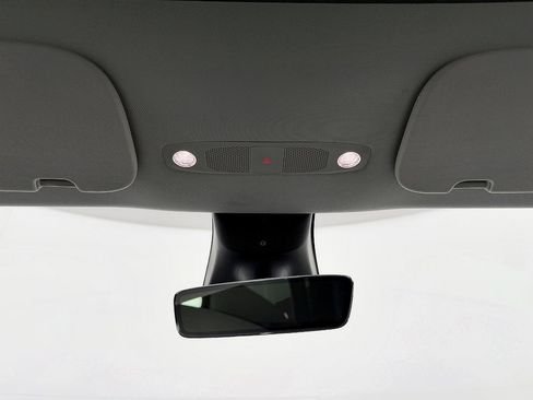Used 2022 Tesla Model Y Performance AWD/4WD image 49