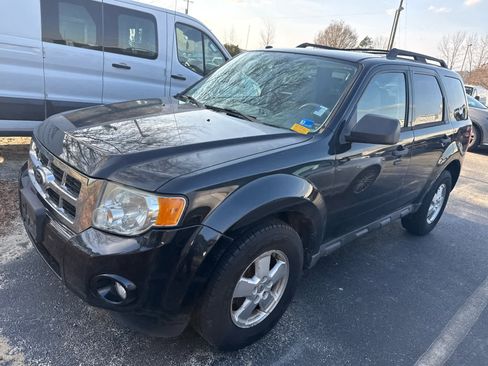 Used 2011 Ford Escape XLT w/ 203A Rapid Spec Order Code image 14