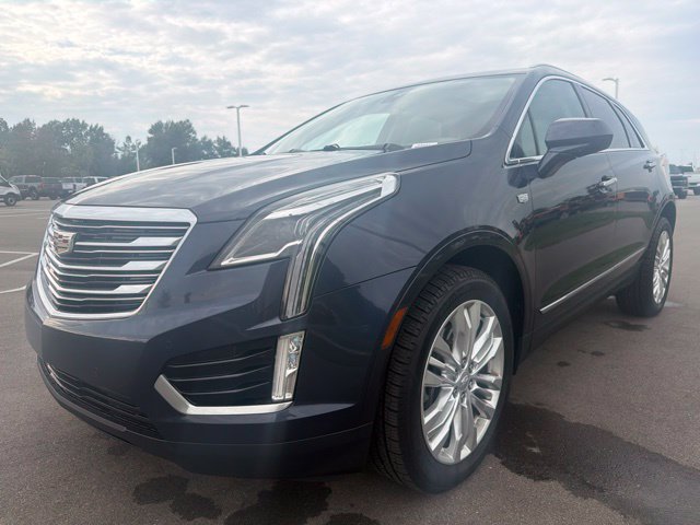 Used 2018 Cadillac XT5 Premium Luxury FWD image 2