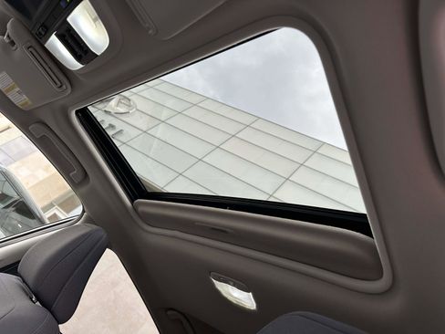 Used 2025 Subaru Crosstrek 2.0i Premium image 20