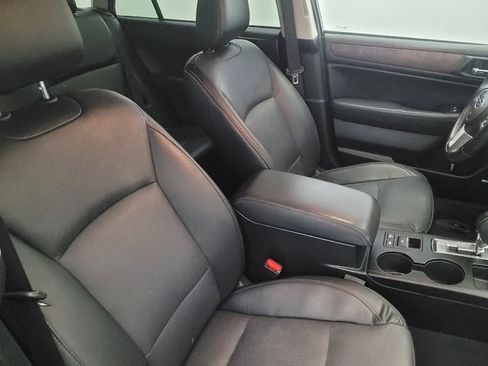 Used 2016 Subaru Outback 2.5i Limited image 21