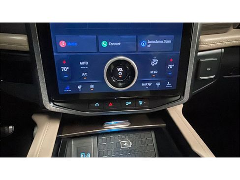 Used 2024 Ford Expedition Max Limited AWD/4WD image 15