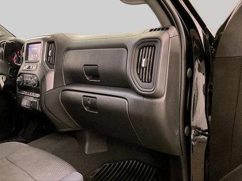 Used 2020 Chevrolet Silverado 1500 Custom w/ Custom Value Package AWD/4WD image 15