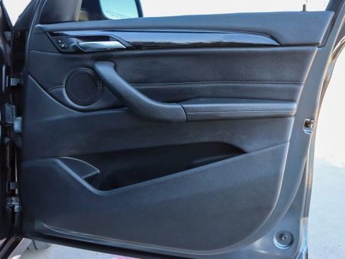 Used 2018 BMW X1 xDrive28i image 10