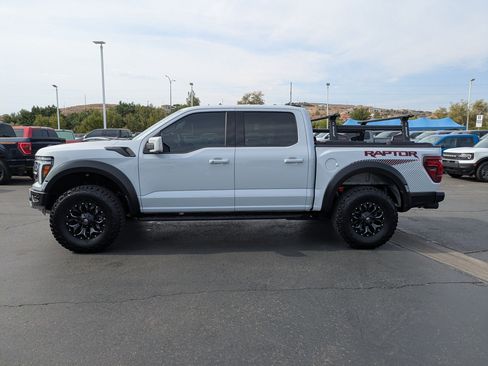 Used 2025 Ford F150 Raptor AWD/4WD image 9