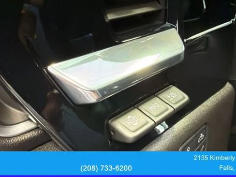 Used 2024 Chevrolet Silverado 3500 High Country w/ High Country Premium Package image 22