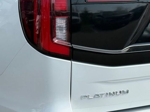 New 2026 Ford Expedition Platinum AWD/4WD image 8