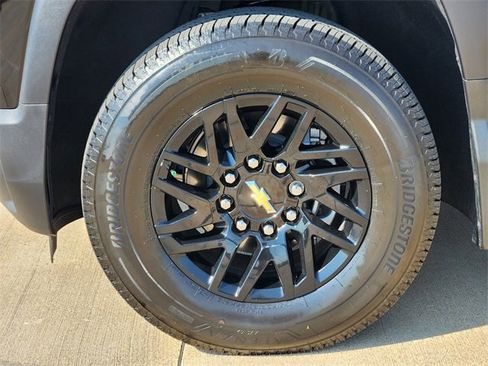 New 2026 Chevrolet Silverado EV LT image 10