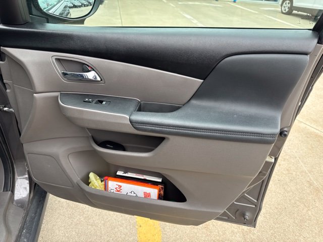 Used 2015 Honda Odyssey EX-L image 11
